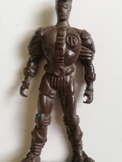 ของสะสมเก่า ตุ๊กตุ่นโรบิน ตัวยาง ยืนฐาน สูงราว 7ซม. ของแถมขนมขบเคี้ยว เก่าเก็บ ขายตามสภาพ