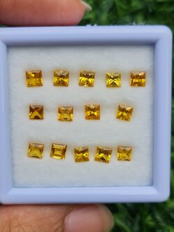 พลอย บุษราคัม yellow sapphire 3.77 กะรัต (Cts.) 14 เม็ด (Pcs.) พลอยแท้ อัญมณีมงคลประจําวันเกิด เครื่องประดับพลอย