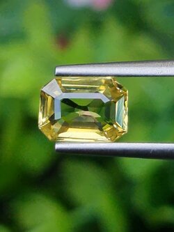 พลอย บุษราคัม yellow sapphire 1.33 กะรัต (Cts.) ดิบ (Unheated) พลอยแท้ อัญมณีมงคลประจําวันเกิด เครื่องประดับพลอย