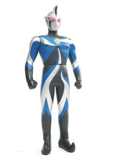 ซอฟ 6-6.5 นิ้ว อุลตร้าแมน เคออส เฮดเดอร์ ( chaos header) อุลตร้าแมนตัวร้าย จากอุลตร้าแมน คอสมอส ขนาดตามรูป มีรอยสีถลอกบ้าง