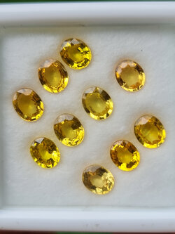 พลอย บุษราคัม yellow sapphire 7.41 กะรัต (Cts.) 10 เม็ด (Pcs.) พลอยแท้ อัญมณีมงคลประจําวันเกิด เครื่องประดับพลอย