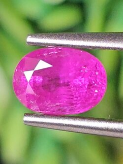 พลอย ชมพู พิ้ง แซฟไฟร์ Pink Sapphire 1.38 กะรัต (Cts.) พลอยแท้ อัญมณีมงคลประจําวันเกิด เครื่องประดับพลอย