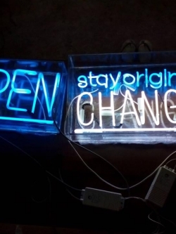 ป้ายไฟดัด #OPEN