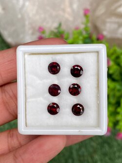 พลอย โกเมน Garnet 6 เม็ด (pcs.) 4.82 กะรัต (Cts.) พลอยแท้ อัญมณีมงคลประจําวันเกิด เครื่องประดับพลอย