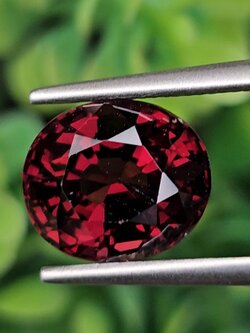 พลอย สปิเนล (Spinel) 3.13 กะรัต (Cts.) ดิบ (Unheated) พลอยแท้ อัญมณีมงคลประจําวันเกิด เครื่องประดับพลอย