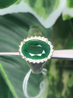 หยก พม่า แท้ Jade แหวนหยก 翡翠戒指 (Jadeite ring) ดิบ (Size) 55 ไม่ผ่านการปรับปรุง (Type A) พม่า (Myanmar)