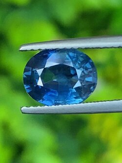 พลอย ไพลิน Blue Sapphire 2.25 กะรัต (Cts.) พลอยแท้ อัญมณีมงคลประจําวันเกิด เครื่องประดับพลอย