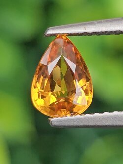พลอย บุษราคัม yellow sapphire 1.20 กะรัต (Cts.) พลอยแท้ อัญมณีมงคลประจําวันเกิด เครื่องประดับพลอย