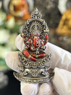 พระพิฆเนศรุ่นสุขสำเร็จนิรันดร์ เนื้อบรอนซ์ซาติน ลงยาแดง