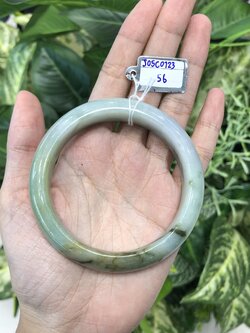 J05C0123 หยก พม่า แท้ Jade กำไลหยก 56 มม (Jade bracelet) พม่า (Myanmar)