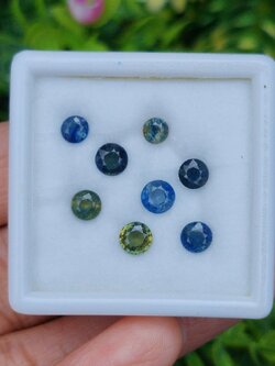 พลอย แฟนซี แซฟไฟร์ Fancy Sapphire 8 เม็ด 4.33 กะรัต (cts.) พลอยแท้ อัญมณีมงคลประจําวันเกิด เครื่องประดับพลอย