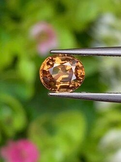 พลอย เพทาย (Zircon) 1.10 กะรัต (Cts.) พลอยแท้ อัญมณีมงคลประจําวันเกิด เครื่องประดับพลอย