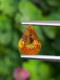 พลอย บุษราคัม Yellow Sapphire 1.30 กะรัต (Cts.) พลอยแท้ อัญมณีมงคลประจําวันเกิด เครื่องประดับพลอย