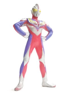 ตุ่นยางตัน อุลตร้าแมนทีก้า ขนาดตามรูป มีรอยสีถลอก ตามภาพ