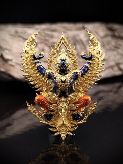 พญาครุฑ รุ่น พญาเวนไตย