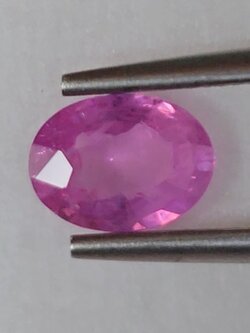 พลอย ชมพู พิ้ง แซฟไฟร์ Pink Sapphire 0.85 กะรัต (Cts.) พลอยแท้ อัญมณีมงคลประจําวันเกิด เครื่องประดับพลอย