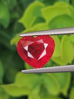 พลอย ทับทิม ซองเจีย Songea Ruby Sapphire 3.80 กะรัต (Cts.) พร้อมใบเซอร์ พลอยแท้ อัญมณีมงคลประจําวันเกิด เครื่องประดับพลอย