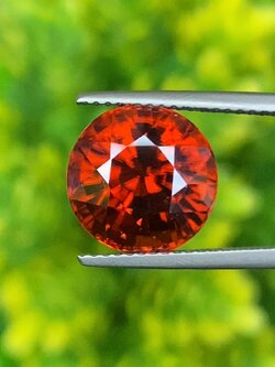 พลอย เพทาย Natural Zircon 9.67 กะรัต (Cts.) พร้อมใบเซอร์ พลอยแท้ อัญมณีมงคลประจําวันเกิด เครื่องประดับพลอย