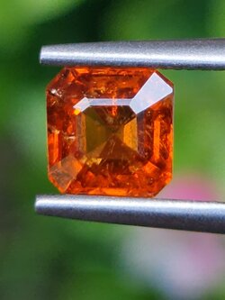 พลอย สเปสซาร์ไทต์ Spessartite Garnet 1.18 กะรัต Cts. พลอยแท้ อัญมณีมงคลประจําวันเกิด เครื่องประดับพลอย