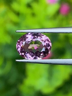 พลอย รูเบลไลต์ ทัวร์มารีน (Rubellite Tourmaline) 1.65 กะรัต (Cts.) อัญมณีมงคลประจําวันเกิด เครื่องประดับพลอย