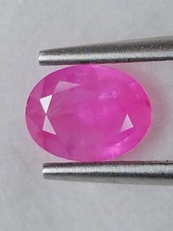 พลอย ชมพู พิ้ง แซฟไฟร์ Pink Sapphire 0.82 กะรัต (Cts.) พลอยแท้ อัญมณีมงคลประจําวันเกิด เครื่องประดับพลอย