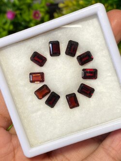 พลอย โรโดไลต์ กาเน็ท Rhodolite Garnet 10.39 กะรัต Cts. 10 เม็ด (Pcs.) พลอยแท้ อัญมณีมงคลประจําวันเกิด เครื่องประดับพลอย
