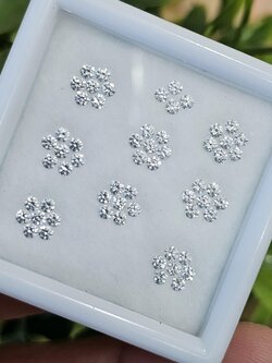 พลอย เพทาย Natural Zircon 3.04 กะรัต (Cts.) 60 เม็ด (Pcs.) พลอยแท้ อัญมณีมงคลประจําวันเกิด เครื่องประดับพลอย