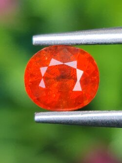 พลอย บุษราคัม Yellow Sapphire 1.07 กะรัต (Cts.) พลอยแท้ อัญมณีมงคลประจําวันเกิด เครื่องประดับพลอย