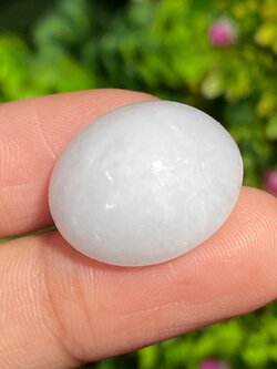 หยกพม่าเจียรนัย (Burmese jade ) 31.06 กะรัต หยกพม่า (jadeite)