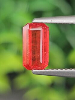 พลอย ออเรนจ์ แซฟไฟร์ Orange Sapphire 1.33 กะรัต (Cts.) พลอยแท้ อัญมณีมงคลประจําวันเกิด เครื่องประดับพลอย