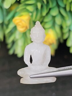 หยก แกะสลัก รูป พระ (Burmese jadeite) 16.88 กะรัต (cts.) หยก พม่า แท้