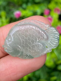 หยกแกะสลัก รูปปลา หยก พม่า แท้ (Burmese jadeite)