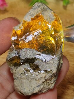 ก้อน ผลึก โอปอล Opal 82 กรัม (Grams.) พลอยแท้ อัญมณีมงคลประจําวันเกิด เครื่องประดับพลอย