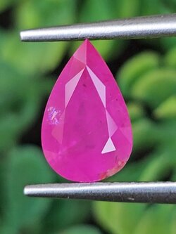 พลอย ชมพู พิ้ง แซฟไฟร์ Pink Sapphire 1.50 กะรัต (Cts.) พลอยแท้ อัญมณีมงคลประจําวันเกิด เครื่องประดับพลอย