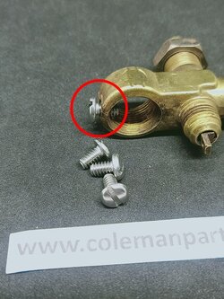 1 ชิ้น น็อตชุดวาล์วเร่งหรี่ Coleman 220B - F