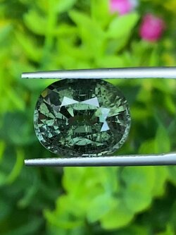 พลอย ทัวร์มาลีน Tourmaline 8.52 กะรัต (Cts.) พลอยแท้อัญมณีมงคล ประจําวันเกิด เครื่องประดับพลอย