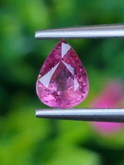 พลอย ชมพู พิ้ง แซฟไฟร์ Pink Sapphire 1.00 กะรัต (Cts.) ดิบ Unheated พลอยแท้ อัญมณีมงคลประจําวันเกิด เครื่องประดับพลอย