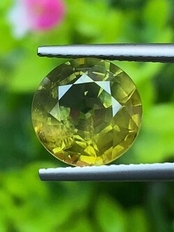 พลอย บุษราคัม Yellow Sapphire 4.61 กะรัต (Cts.) พลอยแท้ อัญมณีมงคลประจําวันเกิด เครื่องประดับพลอย