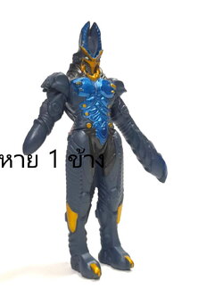 ซอฟ4.5นิ้ว***มือสอง ขาดแขนหนึ่งข้างมีรอยบ้าง มีสติ๊กเกอร์ใต้เท้าไม่สมบูรณ์ มนุษย์ดาวบัลตั้น , ขนาดตามรูปสัตว์ประหลาดจากซีรีย์ Mega monster rush ultra frontier ชื่อ baltan butler barrel ค่อนข้างหายาก