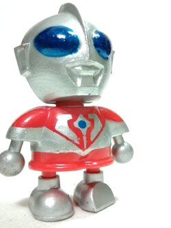 ฟิกเกอร์ 2.5 - 3นิ้ว ขนาดตามรูป งานไทย apex toys งานเก่า SD อุลตร้าแมน มิลเลนเนี่ยม Ultraman Millenium **ซ่อมสี ขยับแขนขาได้ พลาสติกโปร่ง สภาพดีมีรอยบ้าง