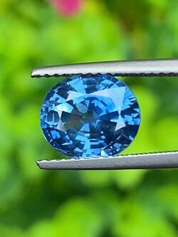 พลอย ไพลิน blue sapphire 2.99 กะรัต (Cts.) พร้อมใบเซอร์ พลอยแท้ อัญมณีมงคลประจําวันเกิด เครื่องประดับพลอย