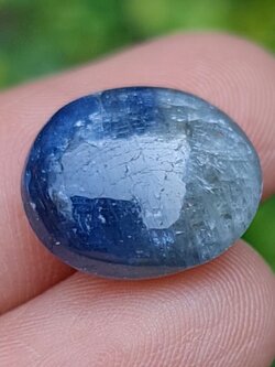 พลอย ไพลิน Blue Sapphire 14.75 กะรัต (Cts.) ดิบ (Unheated) พลอยแท้ อัญมณีมงคลประจําวันเกิด เครื่องประดับพลอย