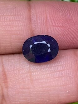ไพลิน (Blue Sapphire) 3.63 กะรัต (Cts.) พลอยแท้ อัญมณีมงคลประจําวันเกิด เครื่องประดับพลอย