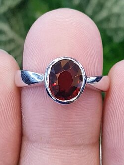 แหวน พลอยโกเมน Garnet Silver Ring (Size) 53 ตัวเรือนเงิน ชุบทองคำขาว/โรเดียม พลอยแท้ อัญมณีมงคลประจําวันเกิด เครื่องประดับพลอย