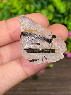 ก้อน ไหมดำ ควอตซ์ แก้วขนเหล็ก Black Rutilated Quartz Rough 69.43 กะรัต Cts. พลอยแท้ อัญมณีมงคลประจําวันเกิด เครื่องประดับพลอย