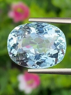 พลอย อความารีน Aquamarine 6.93 กะรัต (Cts.) พร้อมใบเซอร์ พลอยแท้ อัญมณีมงคลประจําวันเกิด เครื่องประดับพลอย