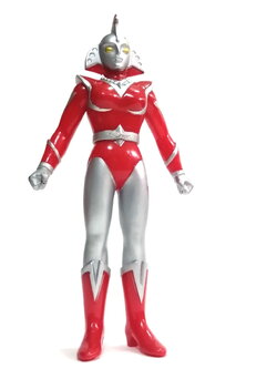 ซอฟ6 -6.5นิ้ว ขนาดตามรูป อุลตร้าวูเมน เบธ ( 1ในอุลตร้าแมน USA) สภาพดี มีรอยตามรูป