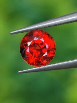 พลอยทับทิม Ruby sapphire 0.76 กะรัต (Cts.) พลอยแท้ อัญมณีมงคลประจําวันเกิด เครื่องประดับพลอย