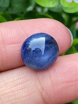 พลอย ไพลิน Blue Sapphire 7.45 กะรัต (Cts.) ดิบ (Unheated) พลอยแท้ อัญมณีมงคลประจําวันเกิด เครื่องประดับพลอย