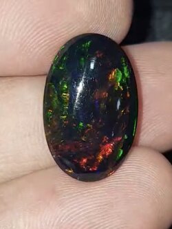 พลอย โอปอล Opal 12.07 กะรัต (Cts.) พลอยแท้ อัญมณีมงคลประจําวันเกิด เครื่องประดับพลอย